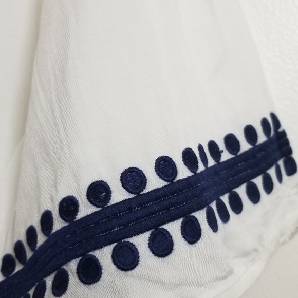 WHITE NAVY PLUS SIZE TOP - Picture 7 of 7